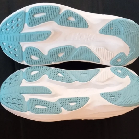 HOKA SKYFLOW Women's Athletic Shoes - - Picture 10 of 14